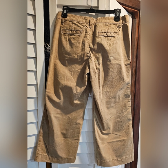 Gap Wide Leg Cropped Khaki Pants Size 4 - Picture 2 of 3